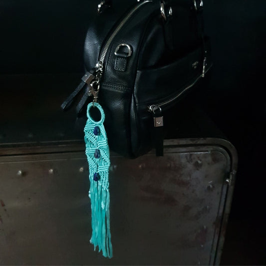 Porte Clés / Bijou de sac MACRAME - Lama Loco